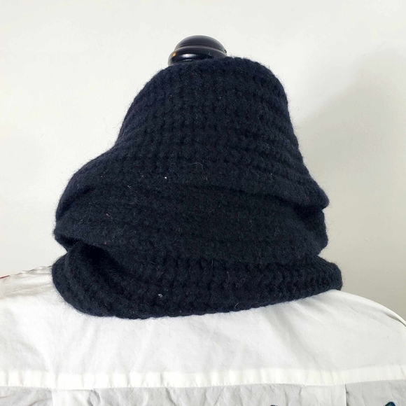 UGG Lambswool scarf Black unisex - Picture 3 of 9